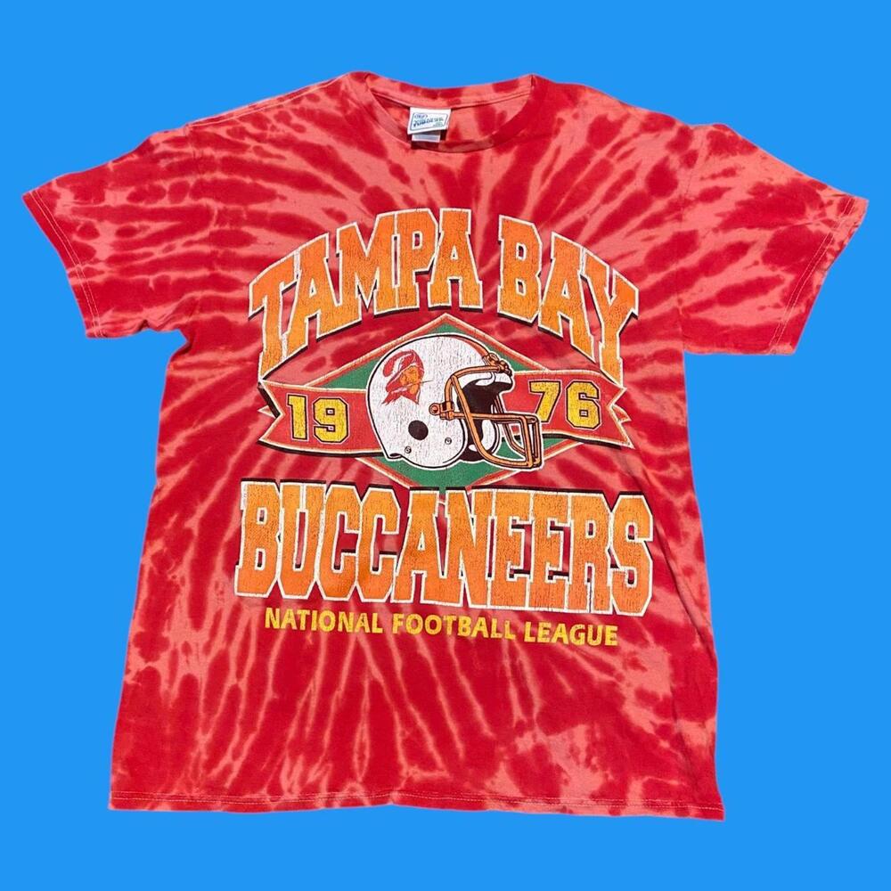 Tampa Bay Buccaneers Vintage Tubular Medium T-Shirt.
